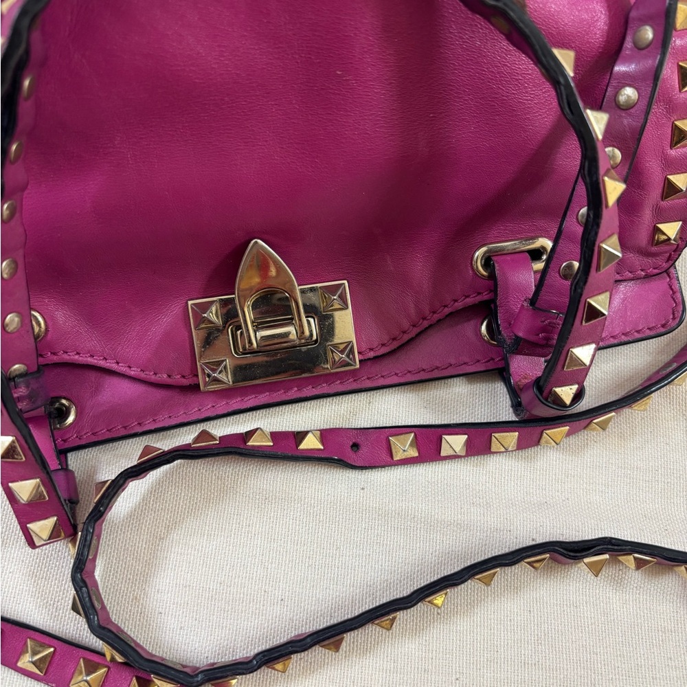 ๐ Valentino Garavani iconic 2 way tote bag๐ - Picture 11 of 14